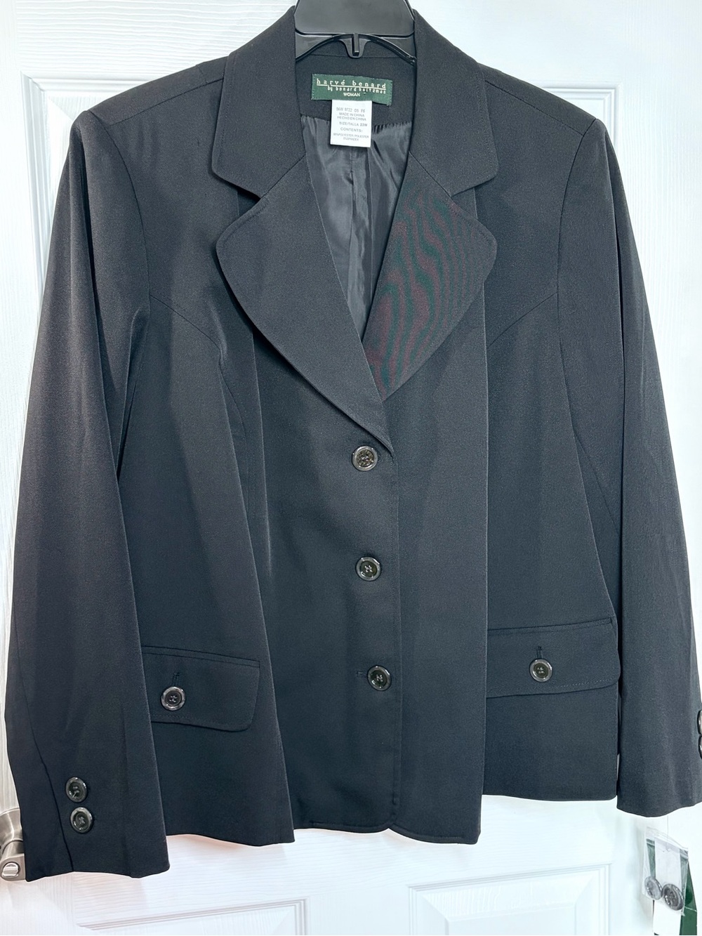 Harve Benard Black Tailored Women's Blazer